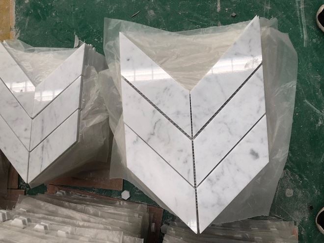 White Marble Herringbone Mosaic (3)(001)