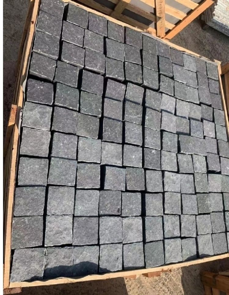 Grey-Granite-G654-Cobblestones-Silver-Light-Grey-Flamed-Paverswebp 6001 Grey-Granite-G654-Cobblestones-Silver-Light-Grey-Flamed-Paverswebp 6001