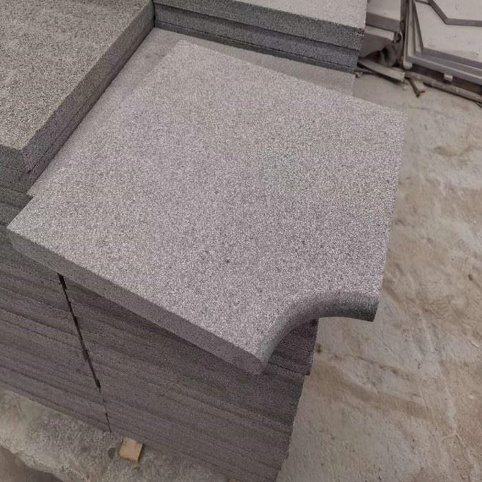التعامل مع حمام السباحة الجرانيت الرمادي الداكن